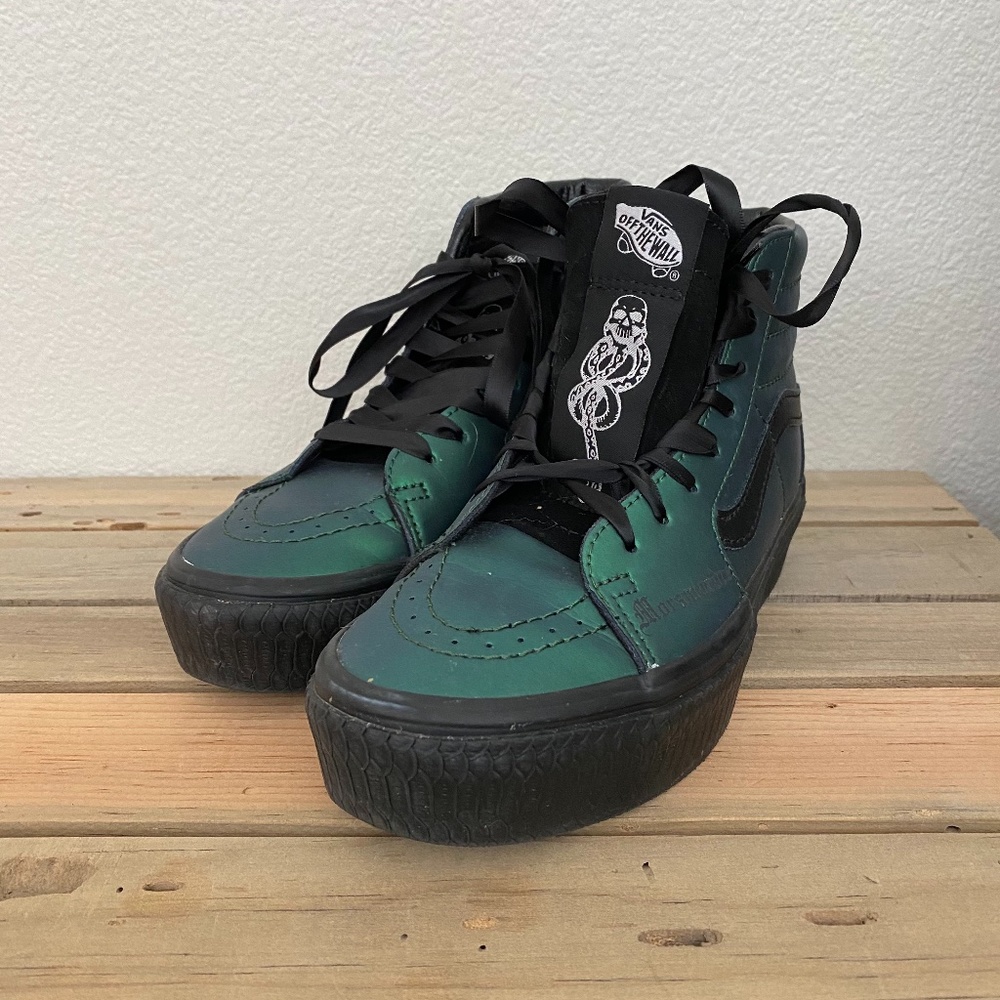 Vans Harry Potter Slytherin Shoes Womens  7
